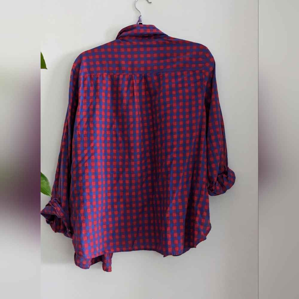 Perfect Lightweight Gingham Button-Down - Picture 3 of 3